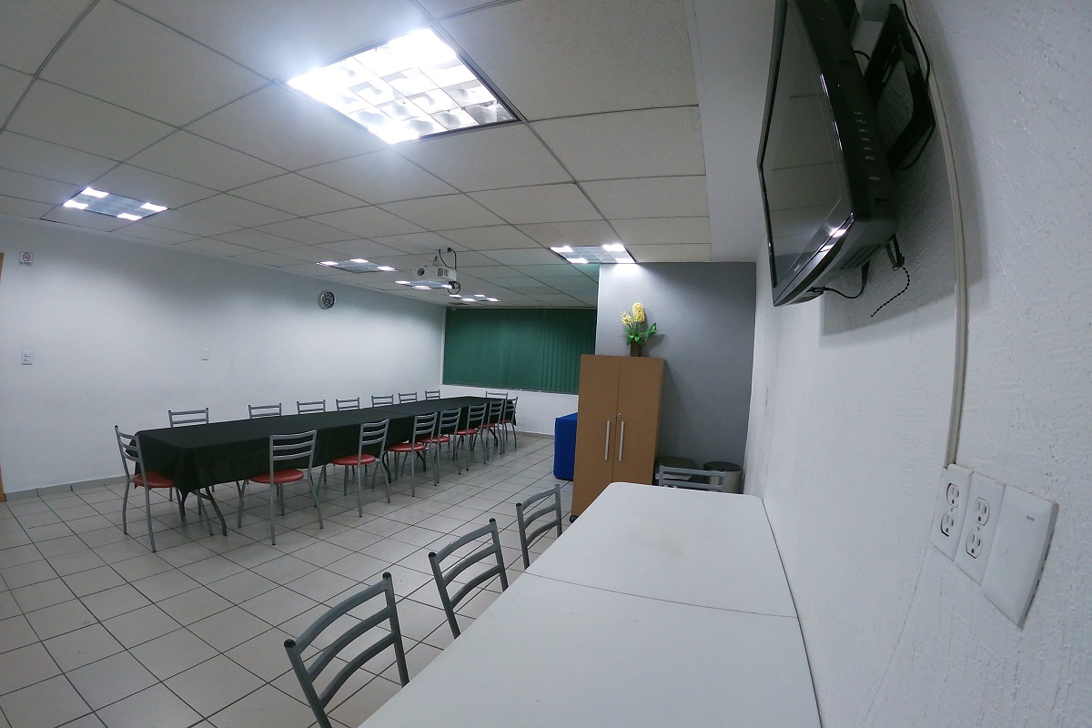 Renta de salas para capacitación cursos co-working exposiciones seminarios examenes